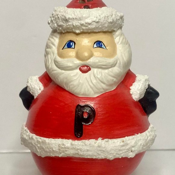 Santa Claus Christmas Salt and Pepper Shakers With Stoppers- Like New - Picture 3 of 4